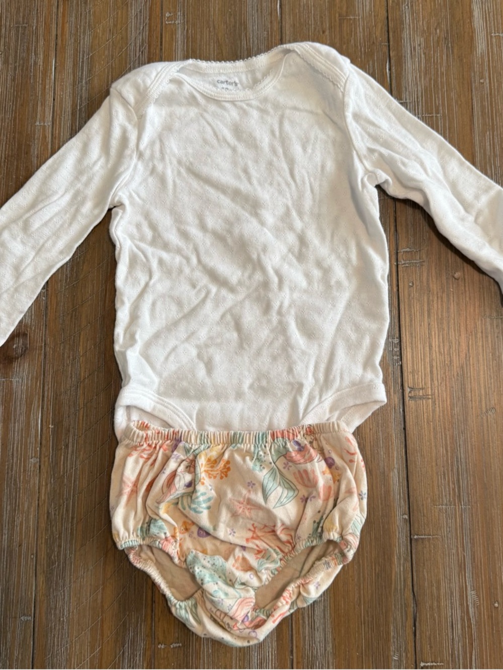 ✨2/$6✨ Baby girl onesie and shorts set